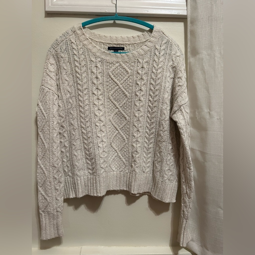 American Eagle Sweater